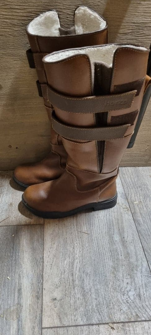 Bild 2 av Brown Winter Boots