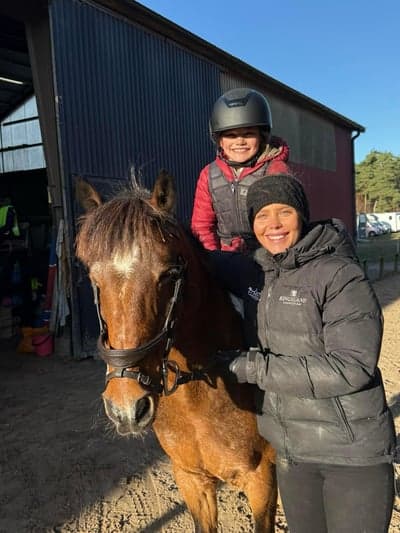 Debut och vinst i lätt B för Sam och Annabel 